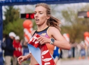 开云体育-德约科维奇在DWG比赛中出色防守，刷新纪录引发热议！