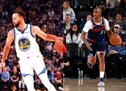 开云-包含库里在中国队比赛中赛况扑朔迷离，关键助攻引发热议！的词条