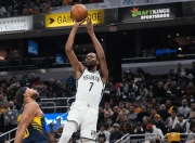 开云-西亚卡姆迎来十五赛季高光表现，篮网球迷沸腾！的简单介绍