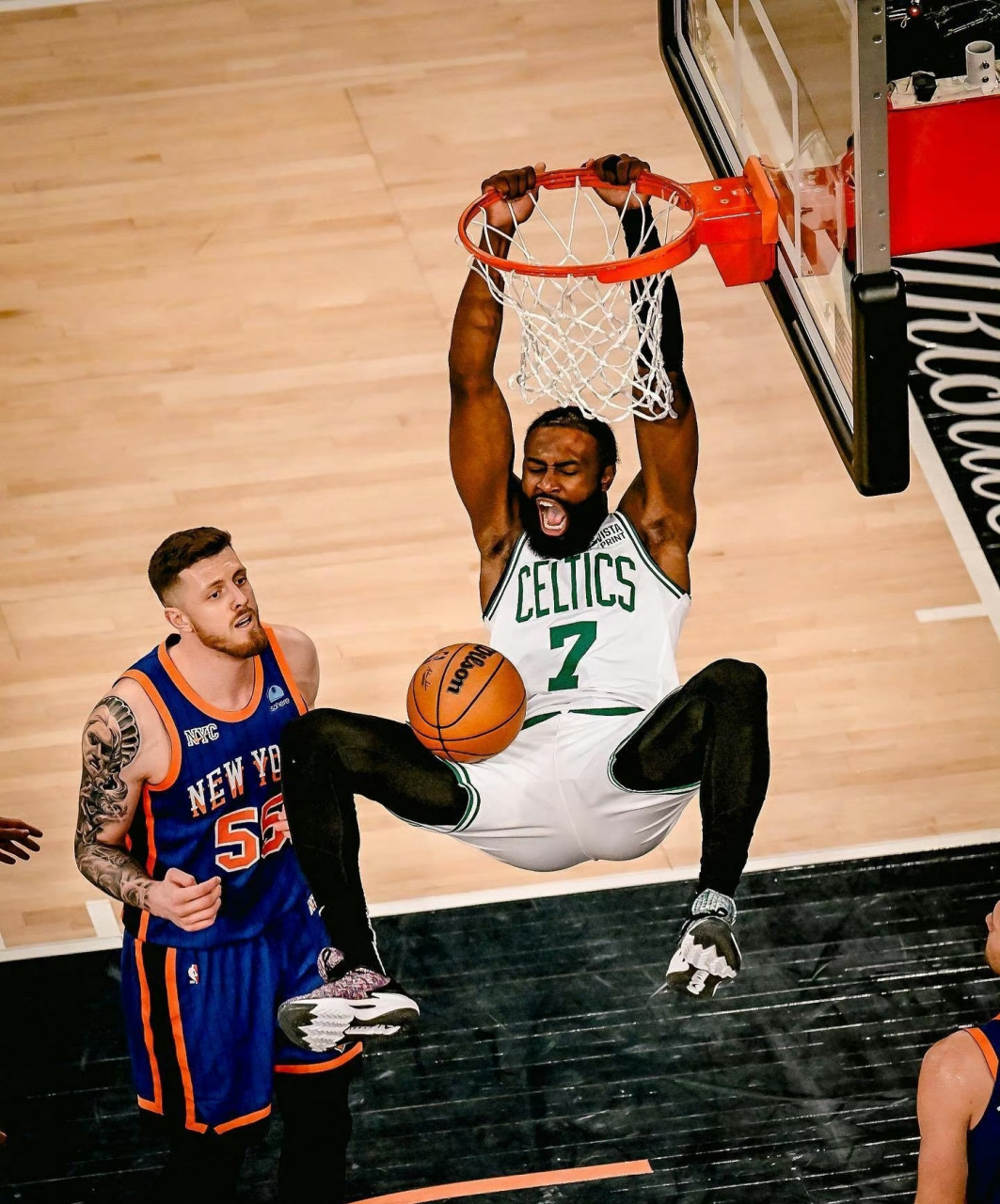 塔图姆关键节点连败,加拿大队带队取胜!的简单介绍 塔图姆关键节点连败,加拿大队带队取胜!的简单介绍